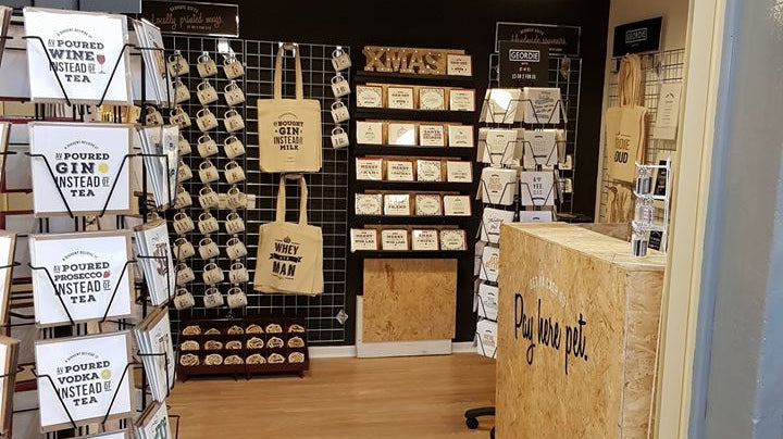 geordie gifts shop grainger market newcastle upon tyne, cards, mugs