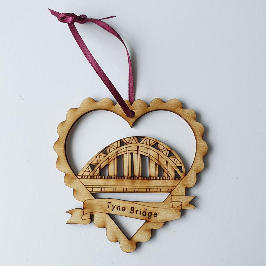 Tyne bridge newcastle upon tyne geordie christmas tree decoration baubles