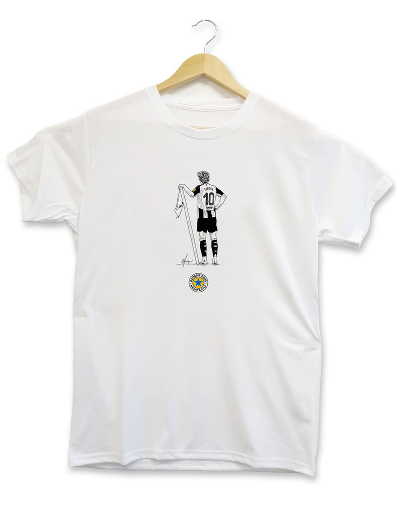 Newcastle United T-shirt from Geordie Gifts featuring a hand-drawn illustration of Anthony Gordon’s iconic corner flag celebration after scoring against Arsenal.