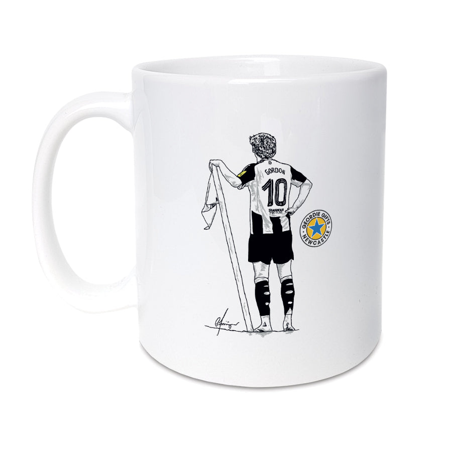 Anthony Gordon Corner Flag Celebration mug from Geordie Gifts featuring a hand-drawn illustration of his iconic goal celebration for Newcastle United.