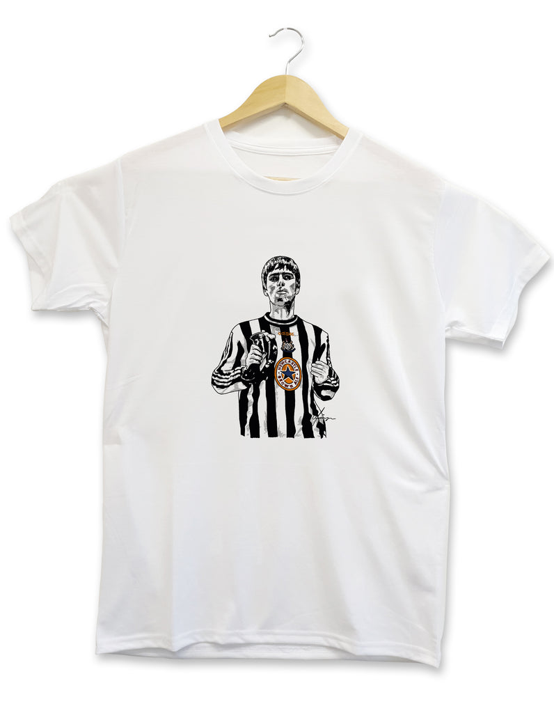 Illustration of Liam Gallagher wearing a Newcastle United football shirt with the iconic Newcastle Brown Ale logo, taken from his performance at the Metro Radio Arena in Newcastle. This design celebrates the legendary Oasis frontman and his nod to Newcastle United, performed on the same night the club famously beat Barcelona 3-2 in 1997- t shirt designed by geordie gifts
